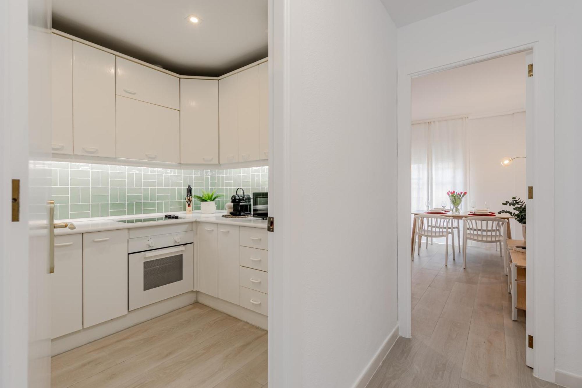 Isg Apartments Becquer Free Parking Inside The Building Sevilla Exteriör bild