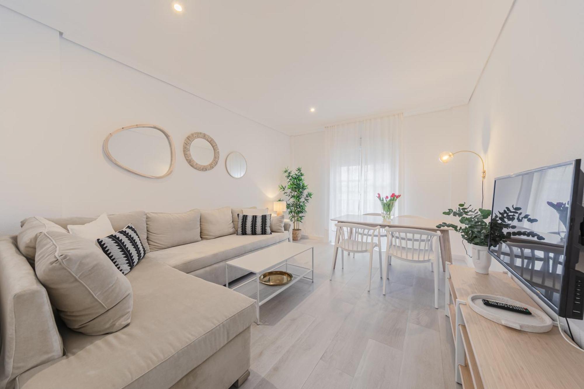 Isg Apartments Becquer Free Parking Inside The Building Sevilla Exteriör bild